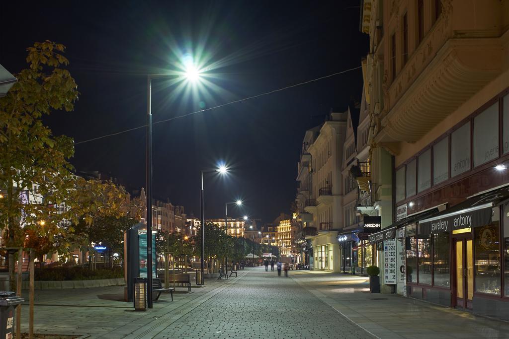 Ea Hotel Atlantic Palace Karlovy Vary Bagian luar foto